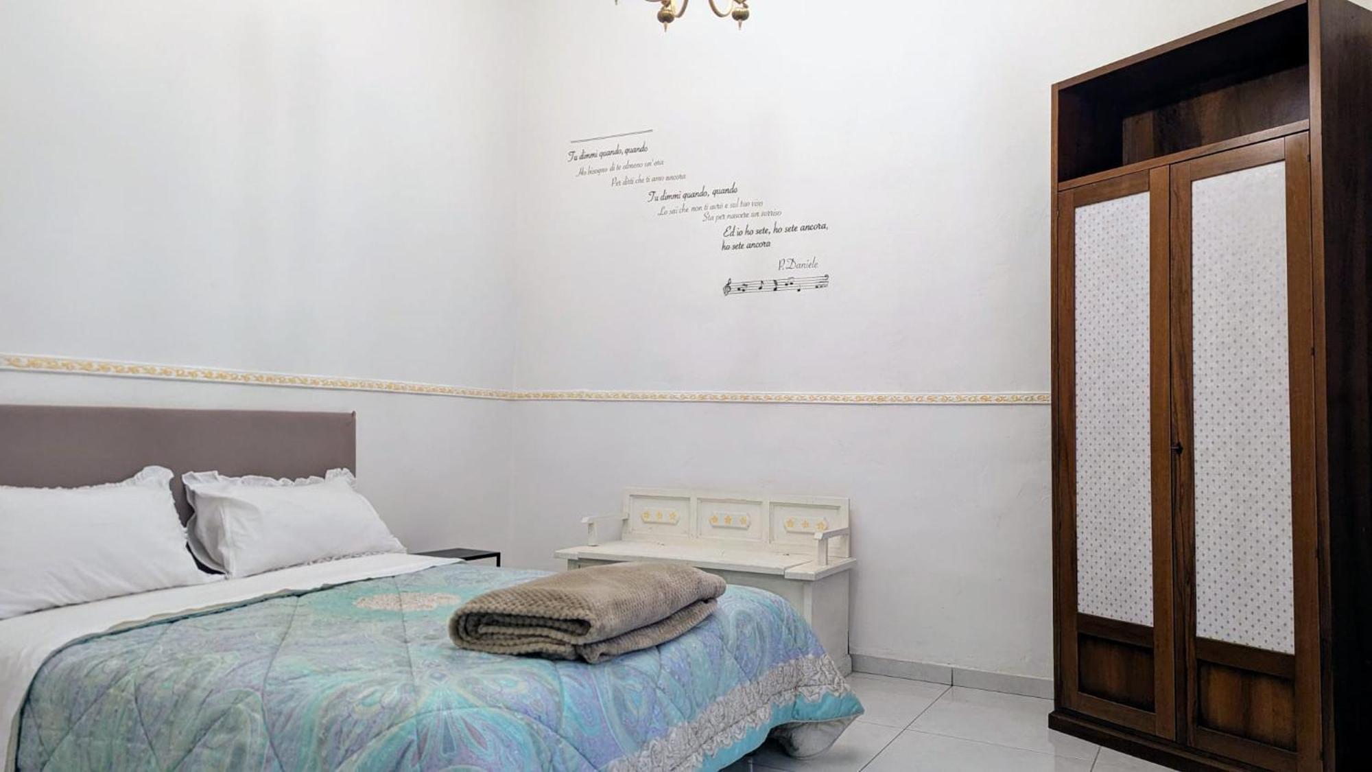 A Casa E Margari Apartment เนเปิลส์ ภายนอก รูปภาพ